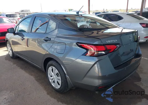 2025 Nissan Versa 1.6 S z USA, uszkodzony, nr VIN 3N1CN8DV2SL881070